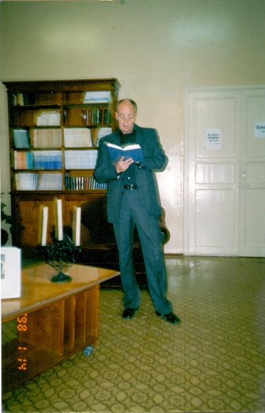 ivanov chitaet pushkina 2003